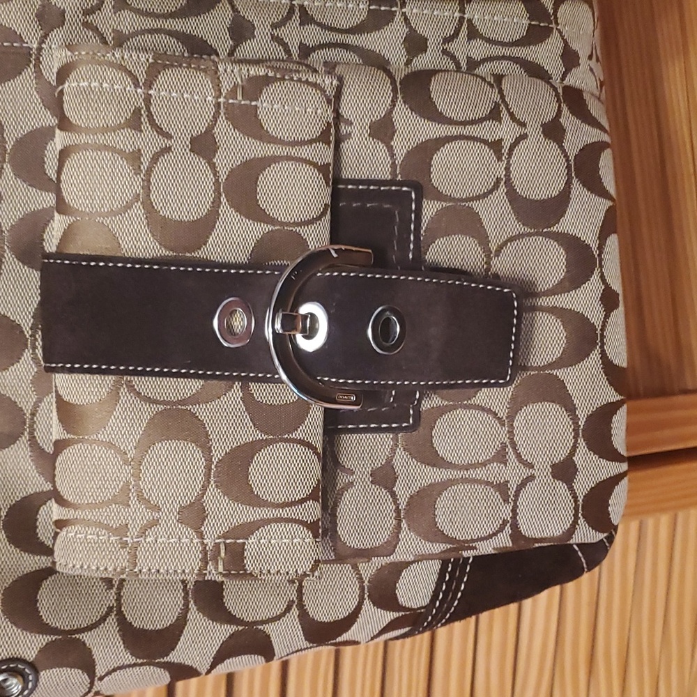 Coach handbag - Picture 2 of 16